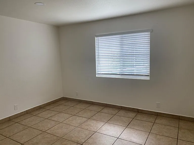 115 Cortland Cir #1 — Photo 23