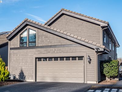 325 N Lotus Beach Dr, Portland, OR, 97217