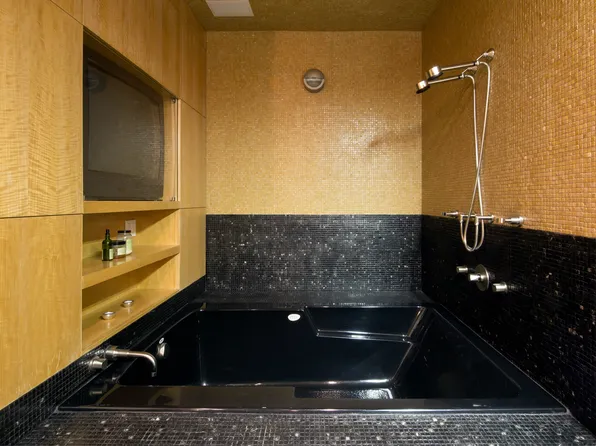 519 Broadway image 21 of 25