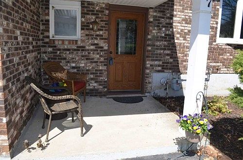 3rd image of 37 Fairlawn Dr