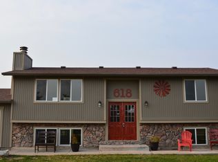 618 Pony Express Rd, Cheyenne, WY 82009