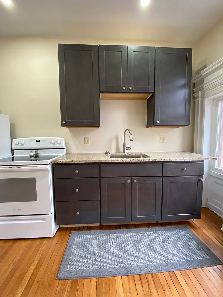 1051 West 4th Street - 1 Bedroom Units - 2E — Photo 3