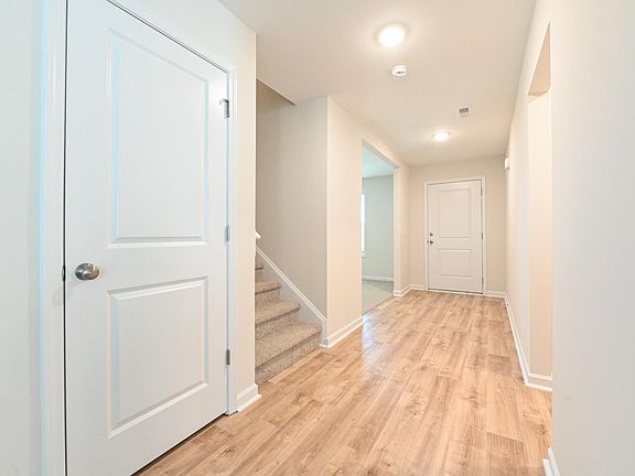 4th image of 205 Hill Valley Dr Lot 60