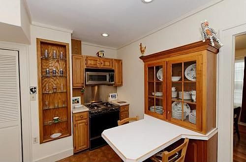 5th image of 22 Mapleridge Ave