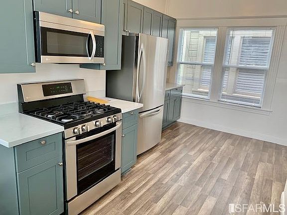 4th image of 517-523 Greenwich St