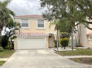 7594 Oak Grove Cir, Lake Worth, FL 33467