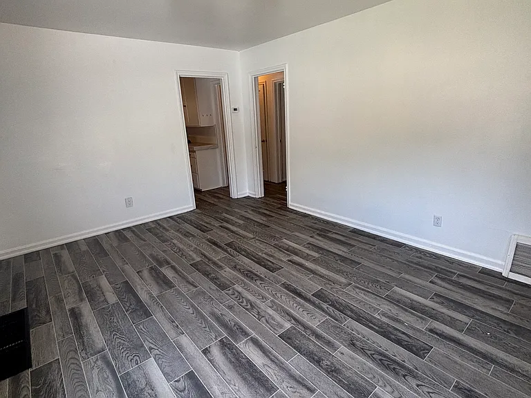 2034 S 1700 E — Photo 9