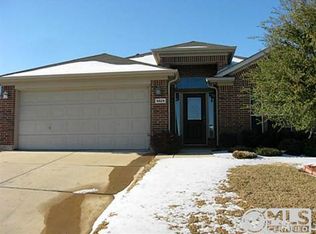 5829 Barrier Reef Dr, Fort Worth, TX 76179