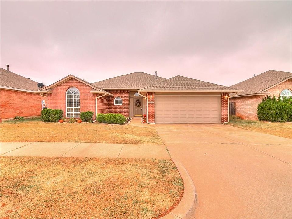 1st image of 16413 Sterling Creek Dr