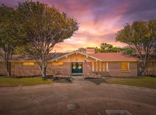 1016 Hummingbird Ln, Woodway, TX 76712
