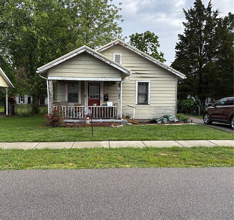 1st image of 364 W Cherry Street