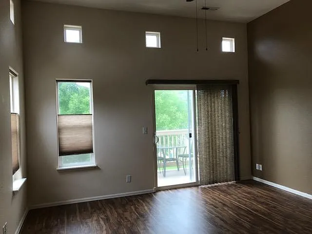 2485 Fountainhead Blvd #G-10 — Photo 2