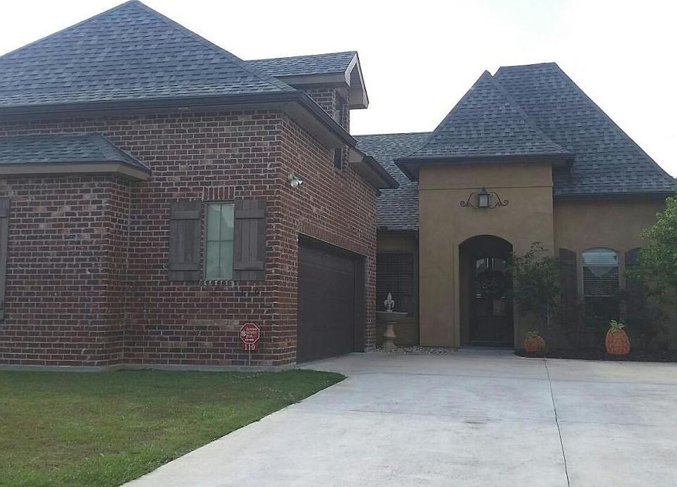 1st image of 110 Cedar Hills Dr