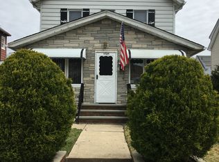 9305 216th St, Queens Village, NY 11428
