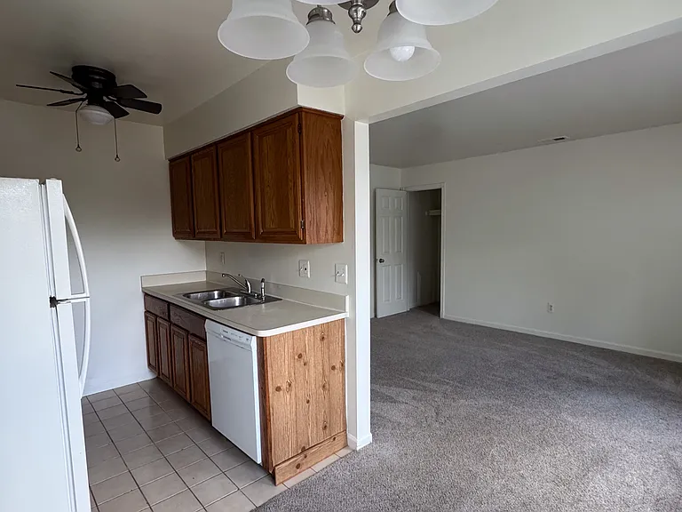 19108 E Forteen Mile Rd — Photo 5