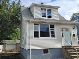 59 Sidney St, Lodi, NJ 07644