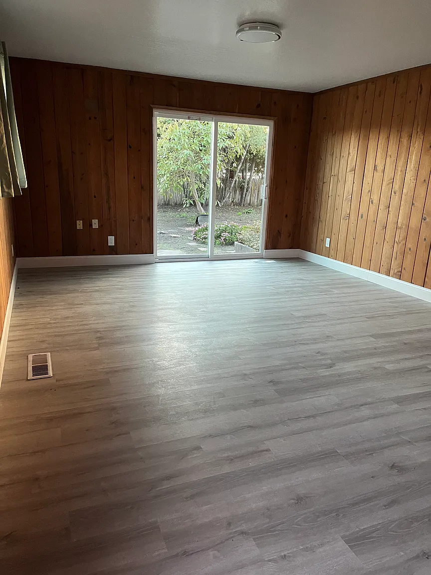 343 Younglove Ave #A photo 1