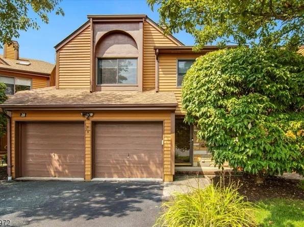 28 Powderhorn Dr, Rockaway Twp., NJ 07866