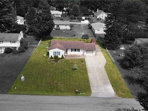 3rd image of 5430 Highland Dr