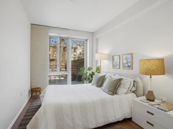 433 Warren Street image 1 of 18