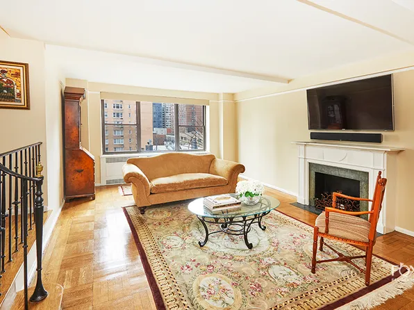 235 East 73rd Street 8D image 3 of 9