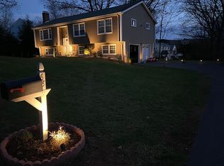 68 Pilgrim Ln, Manchester, CT 06040