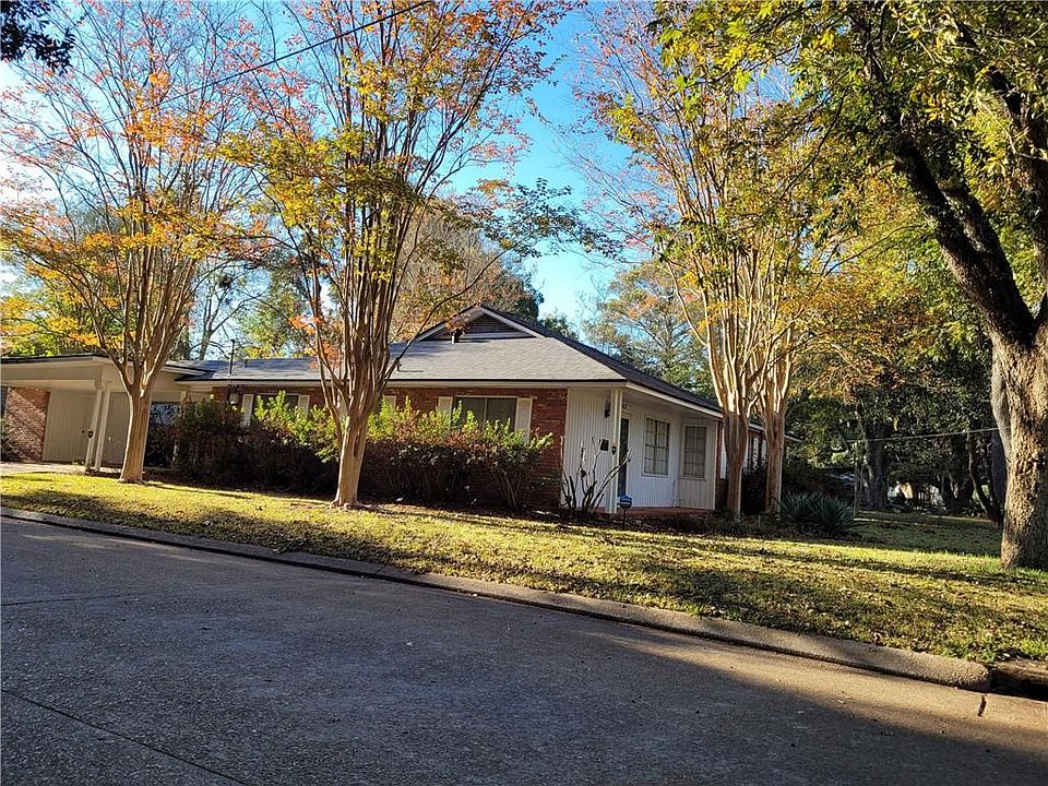 2nd image of 3003 Dawkins St