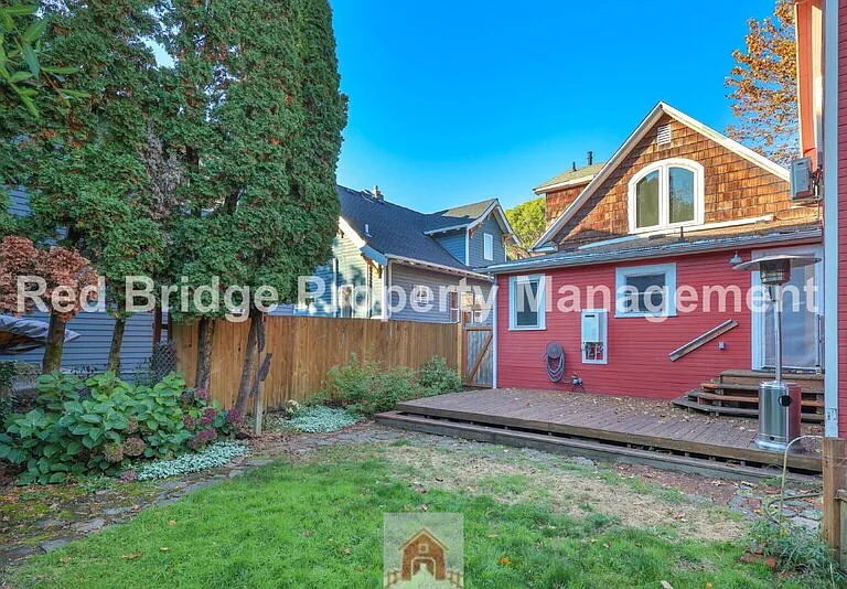 1422 SE Marion St #A — Photo 35