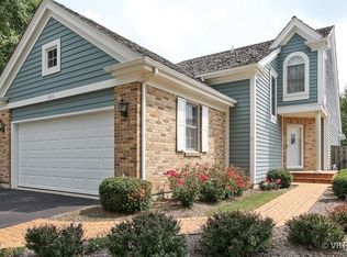 455 Park Barrington Dr, Barrington, IL 60010