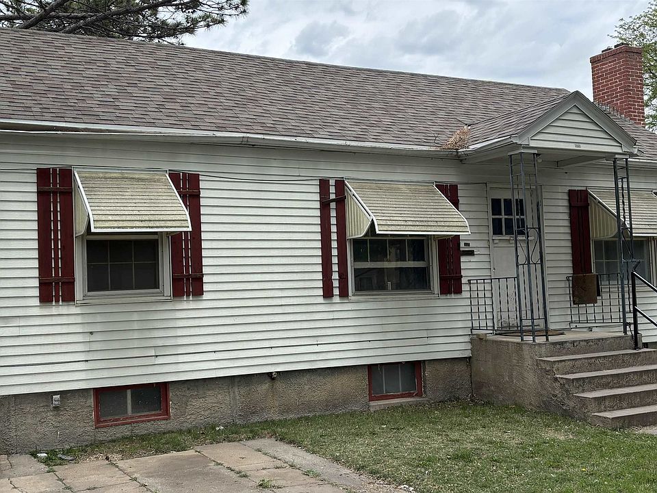 1st image of 315 W 6th St