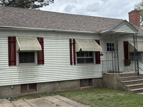 315 W 6th St, Hays, KS 67601