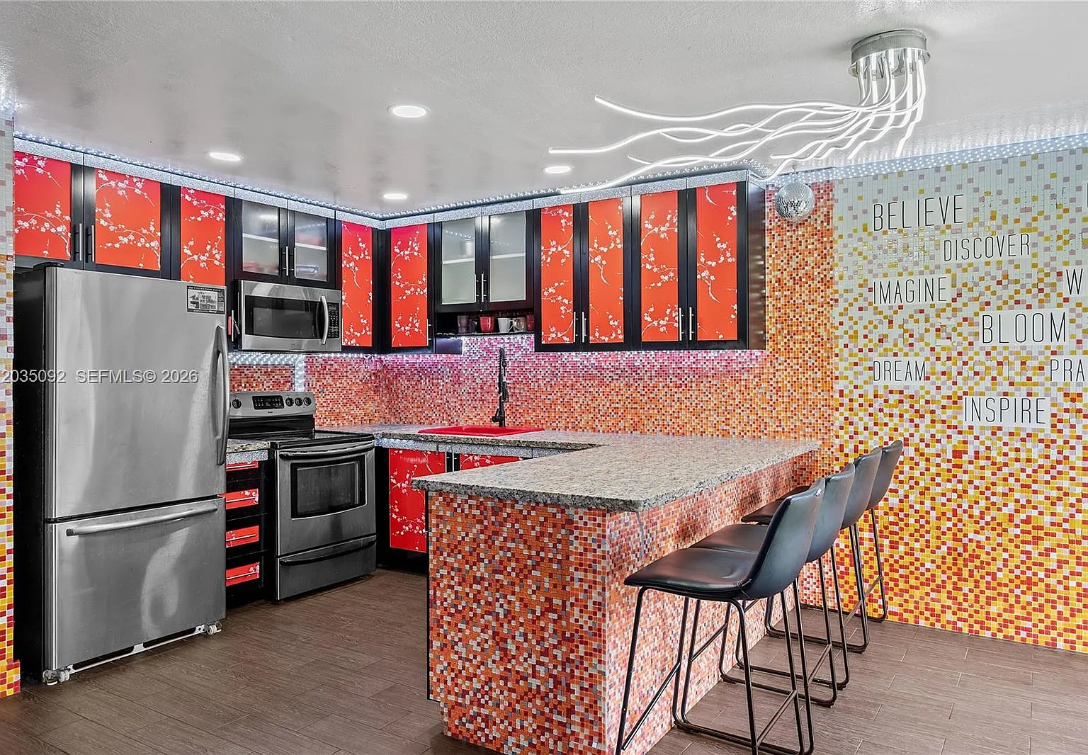 Caribbean House Condo — Photo 4