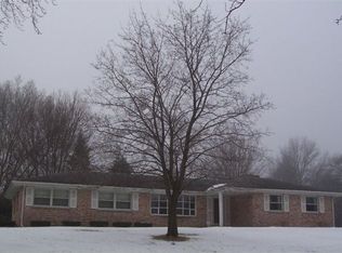 2341 Dartmouth Dr, Janesville, WI 53548