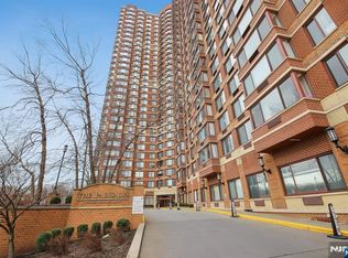 100 Old Palisade Rd APT 2209, Fort Lee, NJ 07024