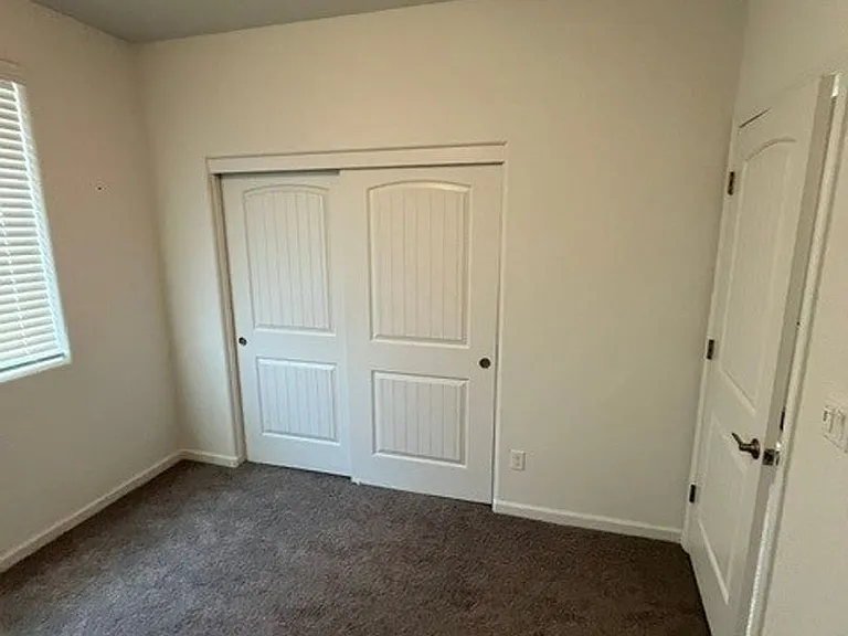 3008 N Creekside St — Photo 12