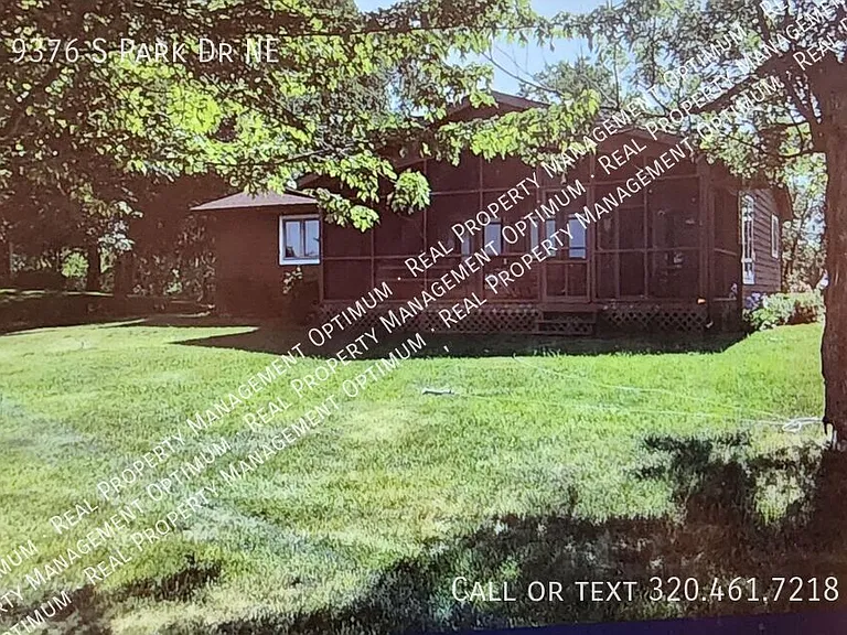 9376 S Park Dr NE — Photo 4