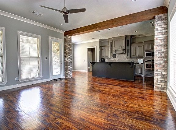 4th image of 503 Willow Valley Cir