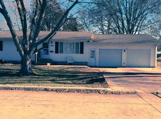 323 N 8th St, Clarinda, IA 51632