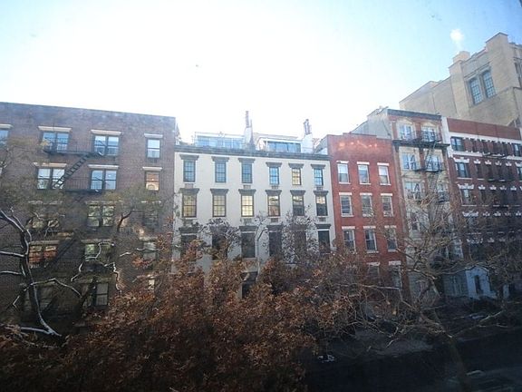 5th image of 335 W 19th St APT C2