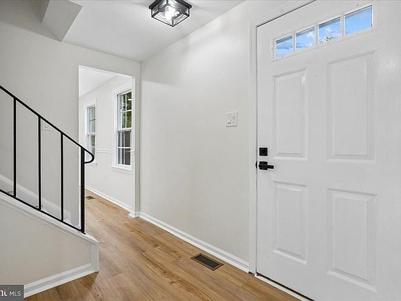 2nd image of 9705 Schmidt Dr