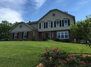 2055 Lakelyn Ct, Crescent Springs, KY 41017