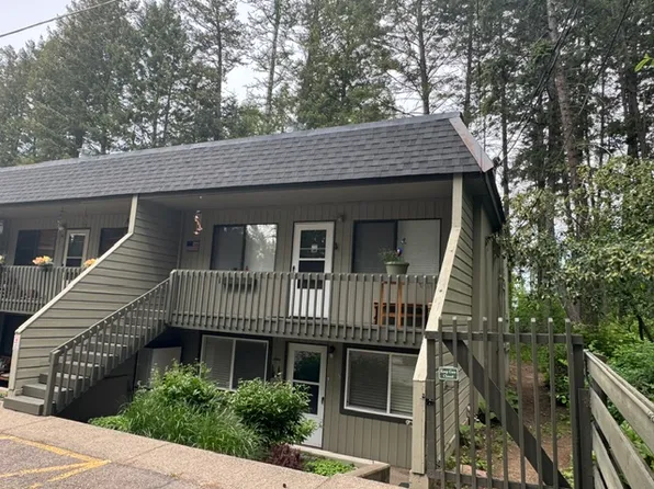 8575 State Highway 35 APT 16, Bigfork, MT 59911