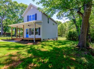 13 Spring St, Pelzer, SC 29669