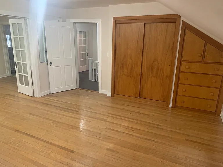 410 P St #4 — Photo 8