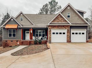 394 Edgewater Ave, Dayton, TN 37321