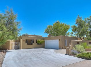 3005 La Mancha Dr NW, Albuquerque, NM 87104