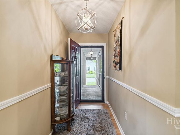 2nd image of 14 E Deerwood Road