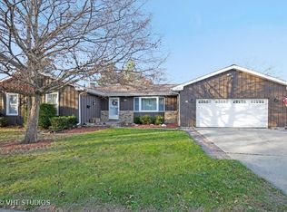 125 Mattek Ave, Dekalb, IL 60115