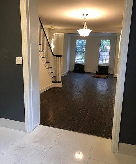 1018 Carpenter St — Photo 6