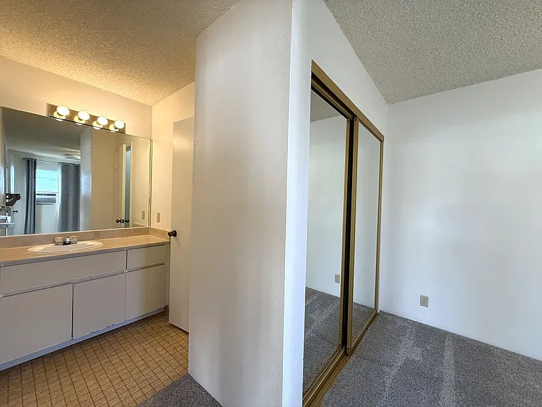 94-1097 Paawalu St #U4 — Photo 12